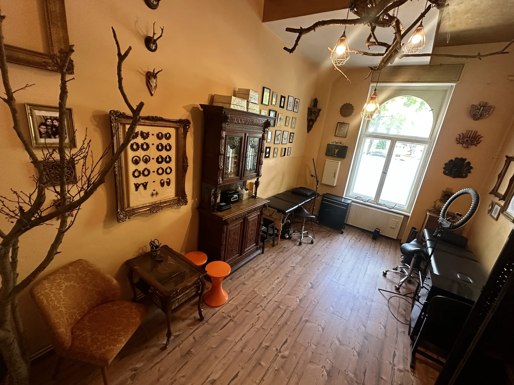 Der Tätowierraum im Ritual Ink Studio